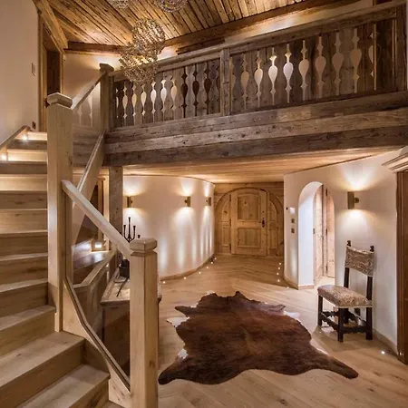 Chalet The Magnificent Chalet With Facilities St. Moritz
