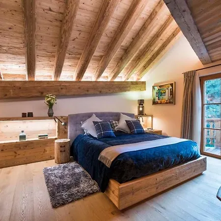 The Magnificent Chalet With Facilities * St. Moritz