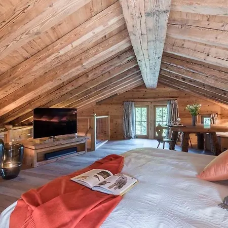 The Magnificent Chalet With Facilities *