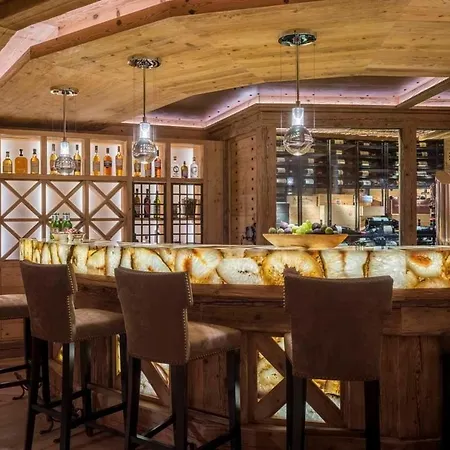 The Magnificent Chalet With Facilities * St. Moritz