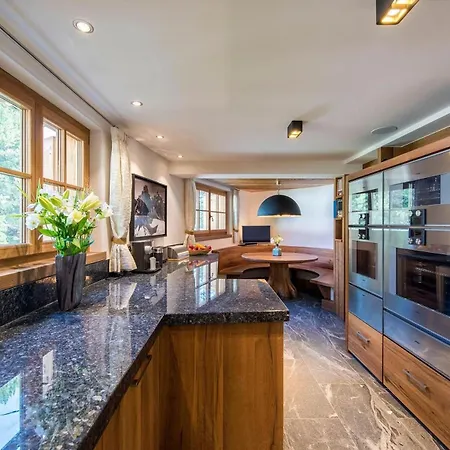 The Magnificent Chalet With Facilities *