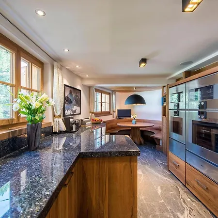 The Magnificent Chalet With Facilities *